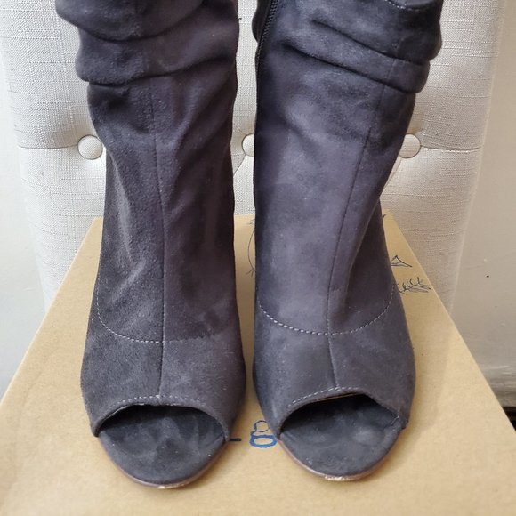 Inidgo Rd. Gray fabric open-toe heeled booties - Picture 2 of 6
